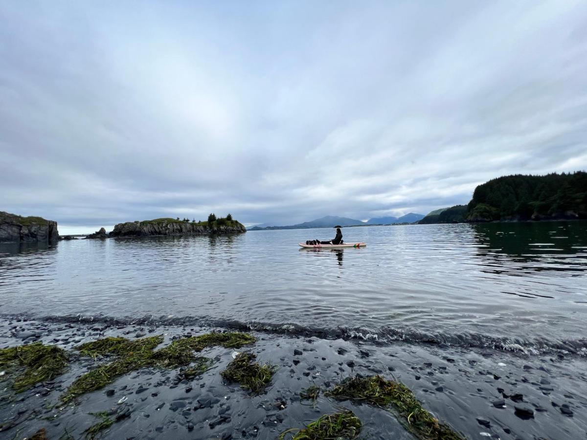 The Rogue Wave-Beach Access, Ocean Views, Private Kodiak Kültér fotó